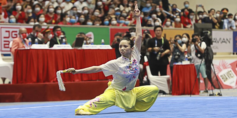 Dương Thúy Vi tiếp tục thi đấu thành công và mang vàng về cho Wushu Việt Nam
